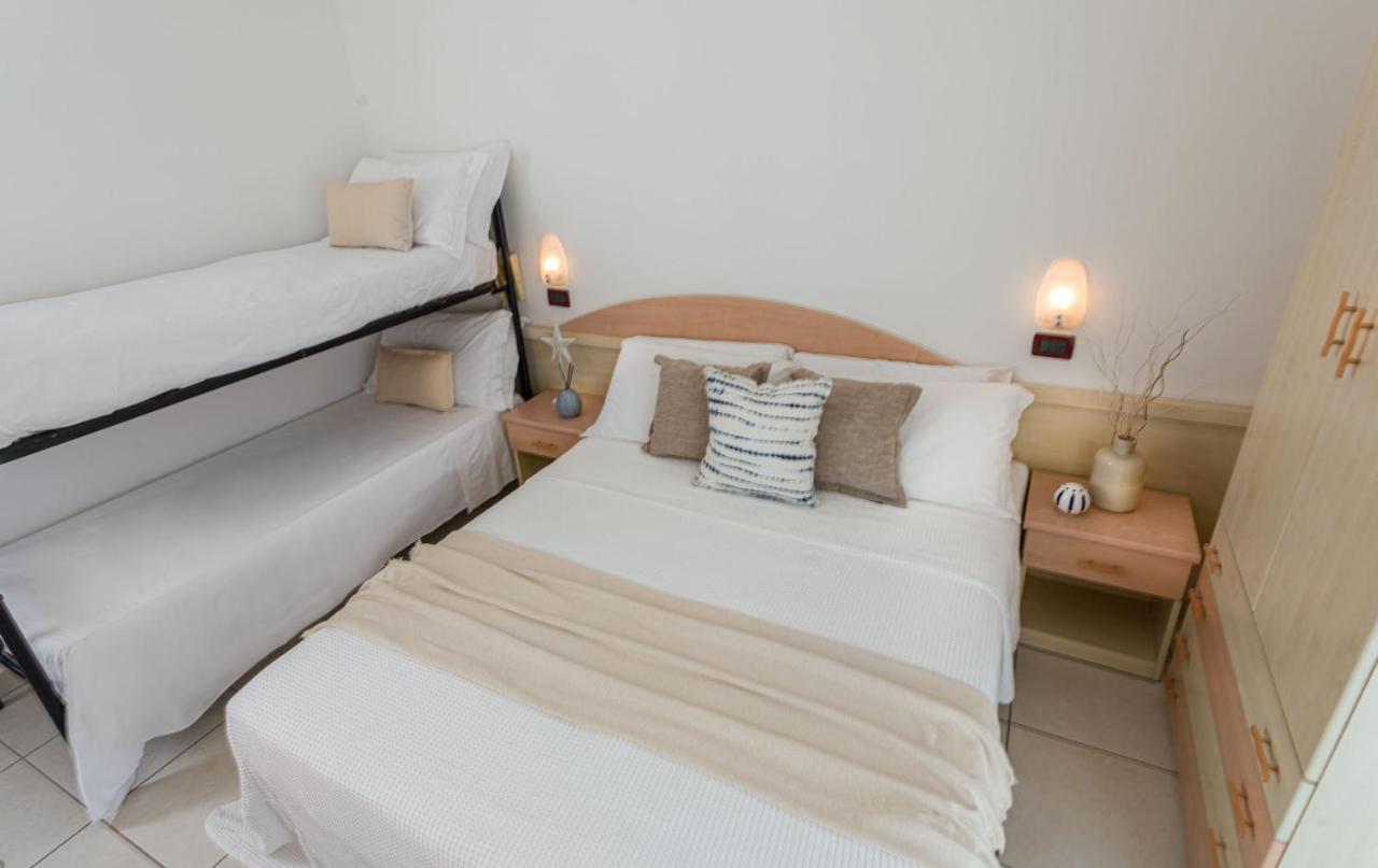 Hotel Teti 벨레지아아지마리나 외부 사진