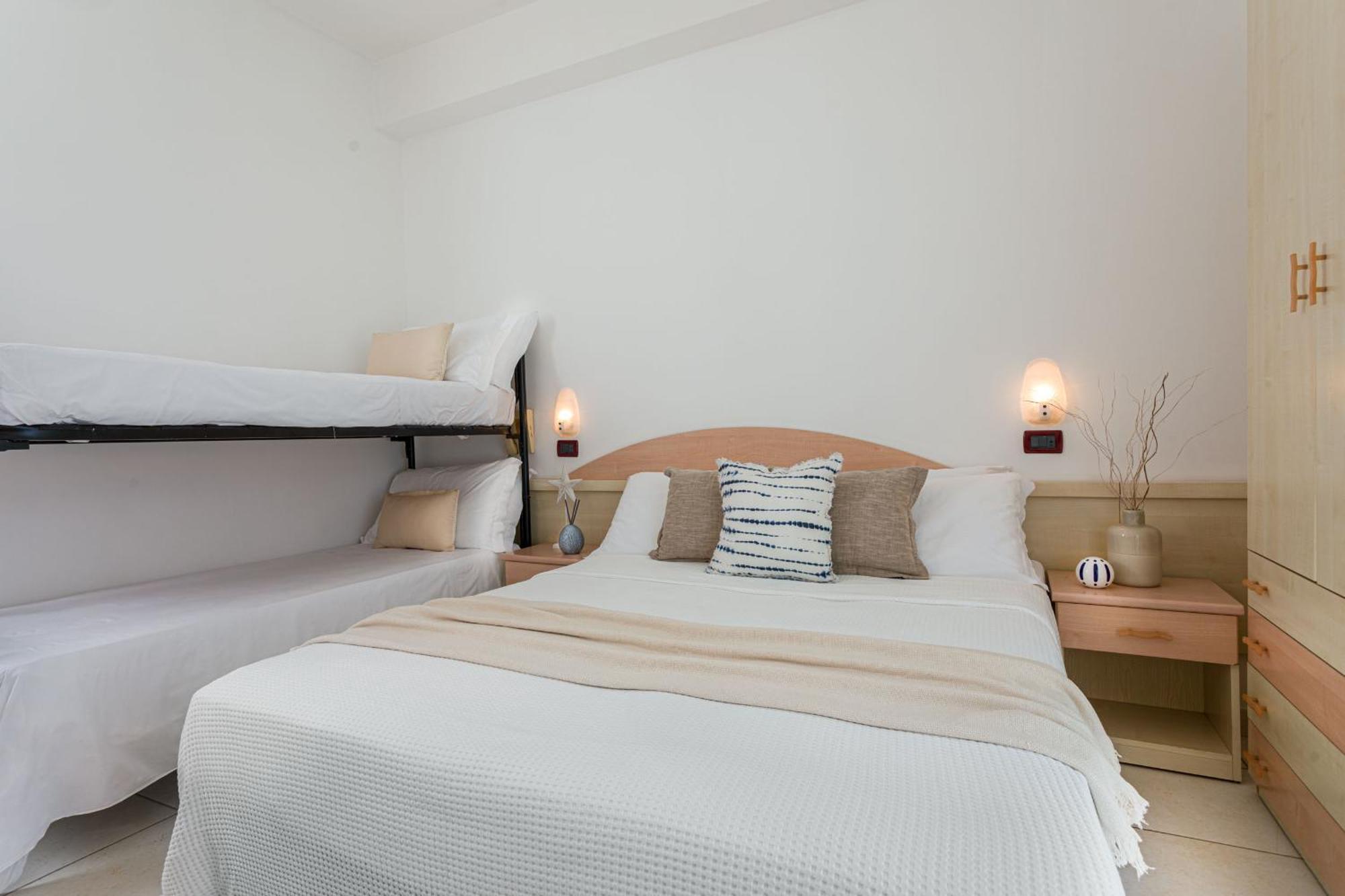 Hotel Teti 벨레지아아지마리나 외부 사진